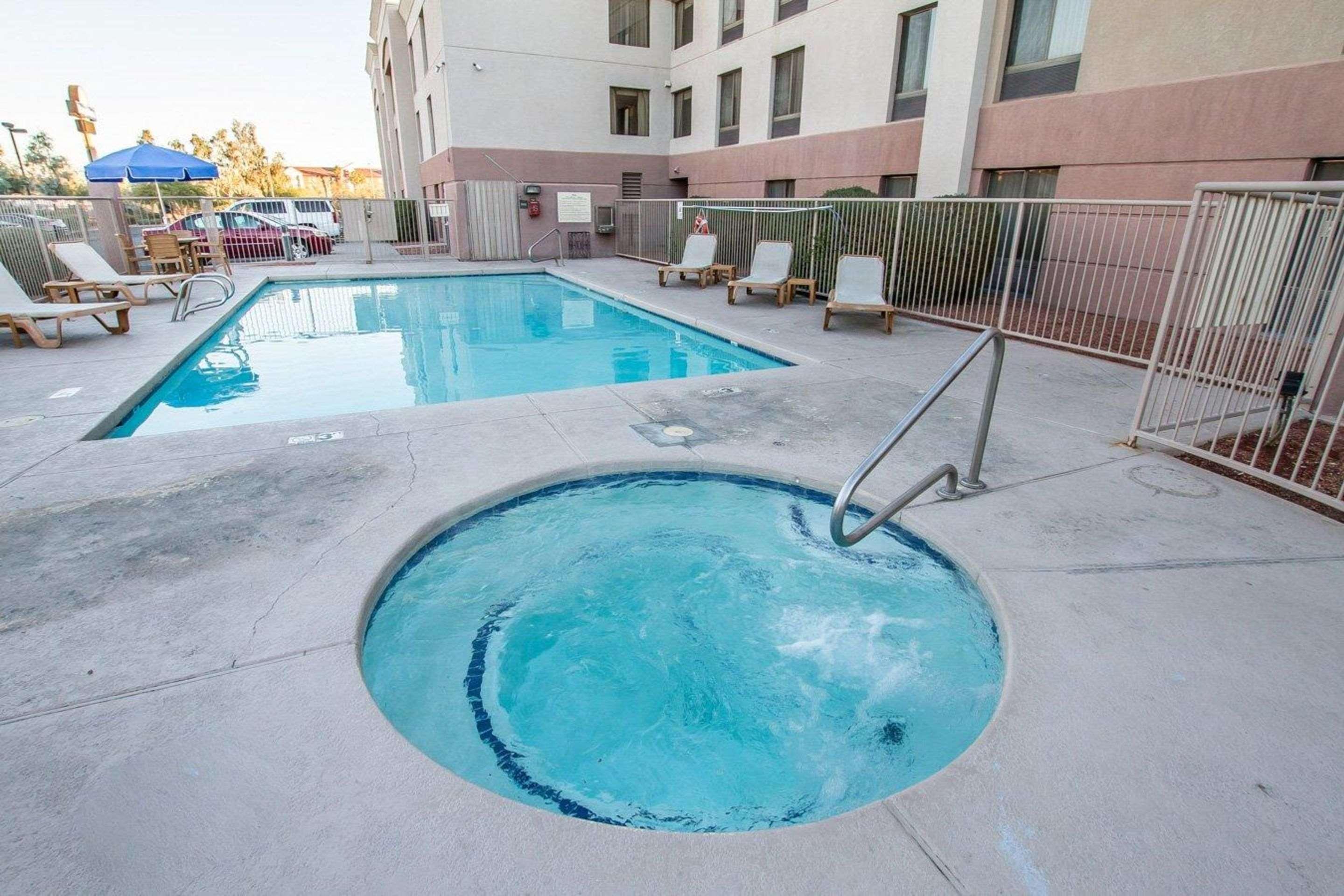 Comfort Inn I-10 West At 51St Ave Phoenix Buitenkant foto