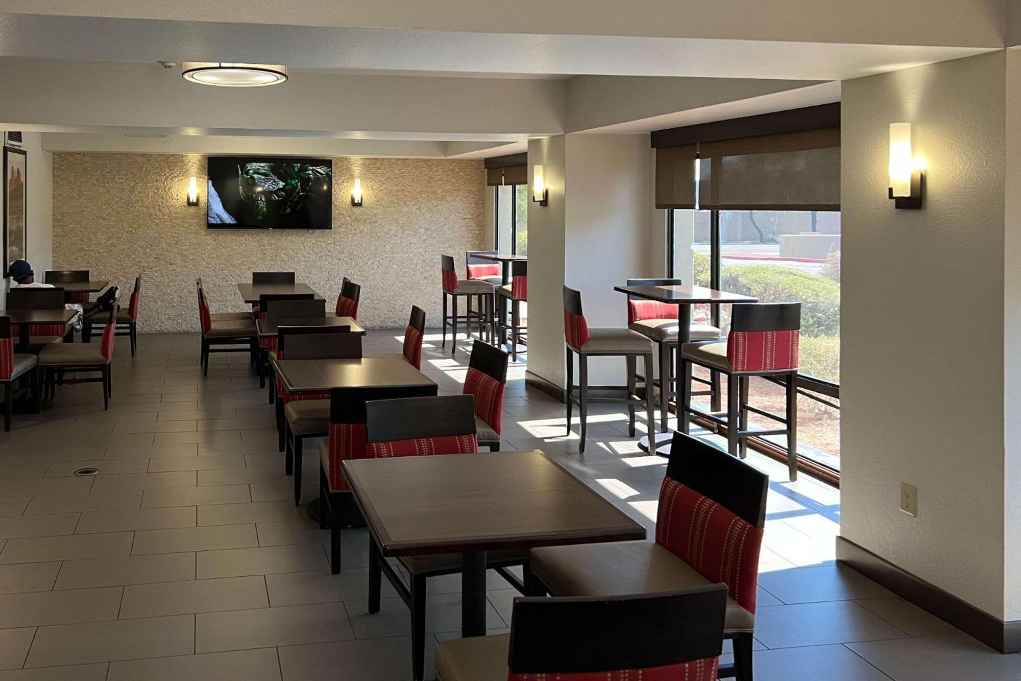 Comfort Inn I-10 West At 51St Ave Phoenix Buitenkant foto